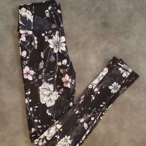 Victoria's Secret Leggings, Medium